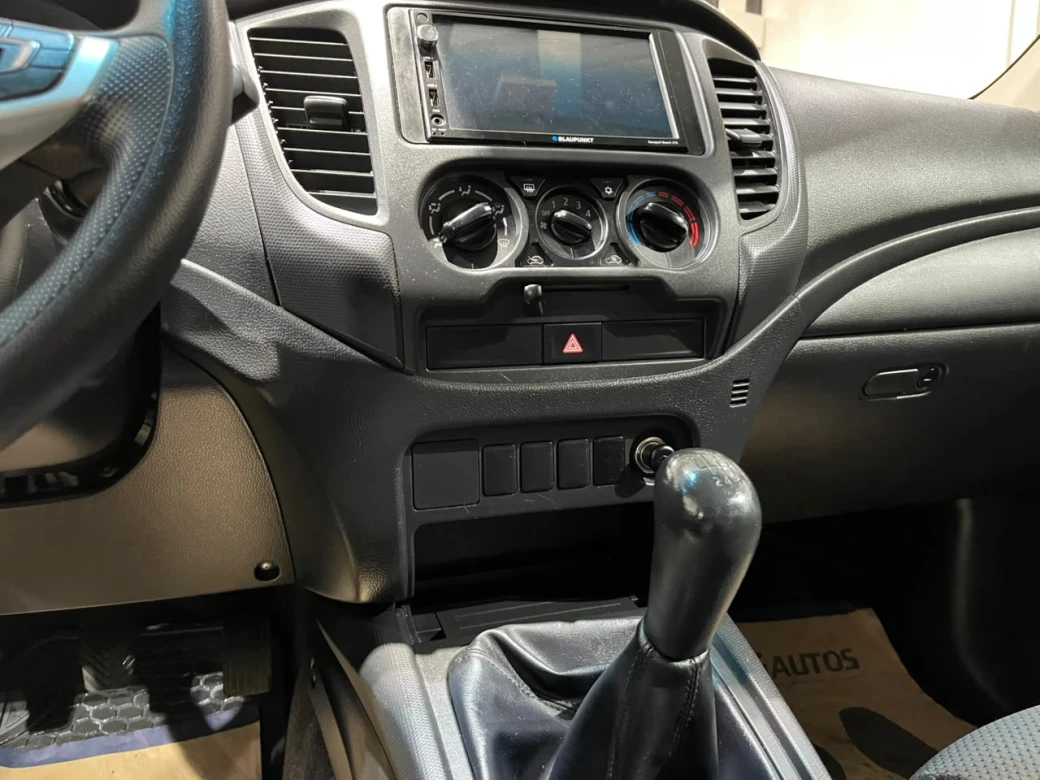 imagen 0 de vehiculo con id 2209